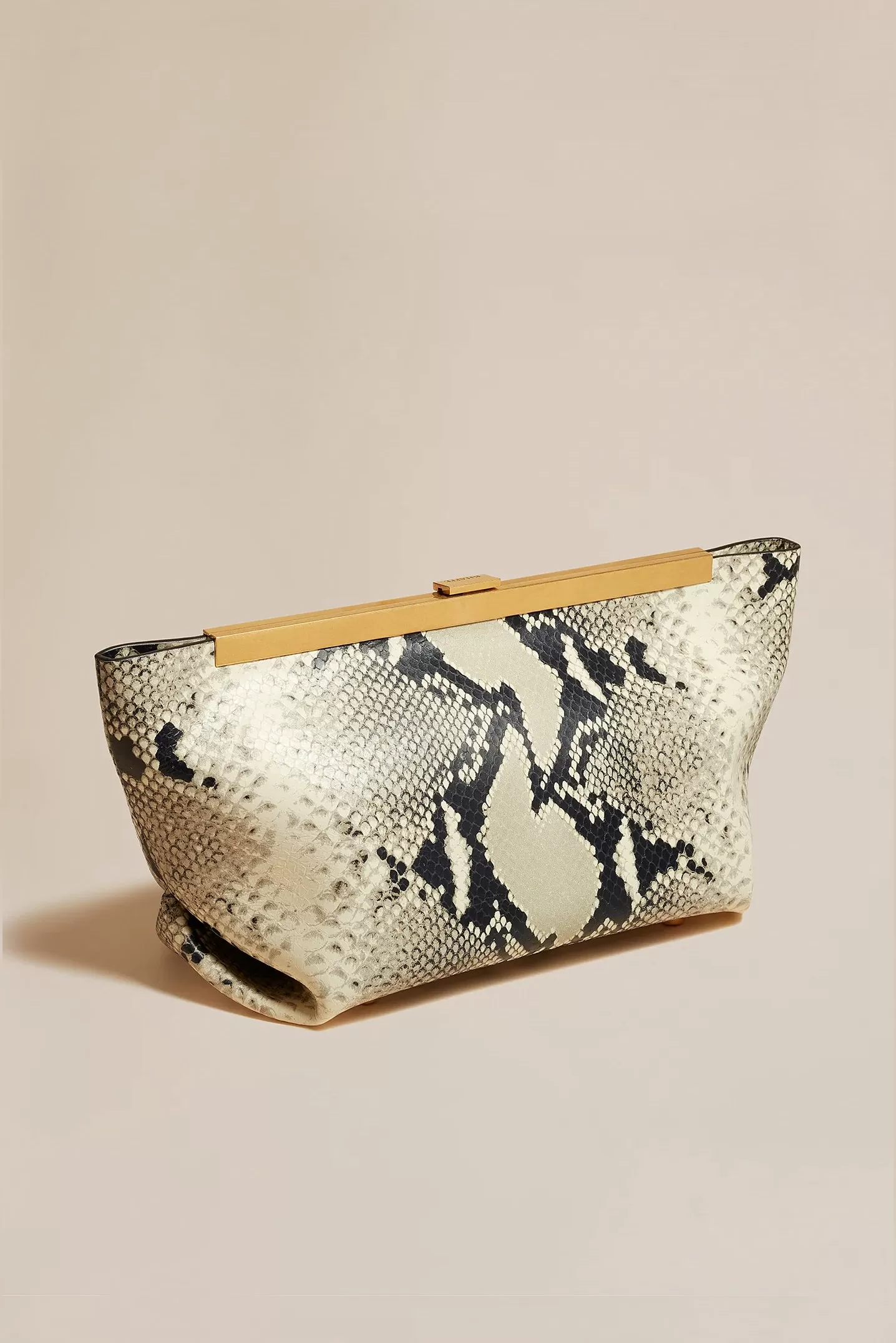 Clutch Aimee in Natural Python