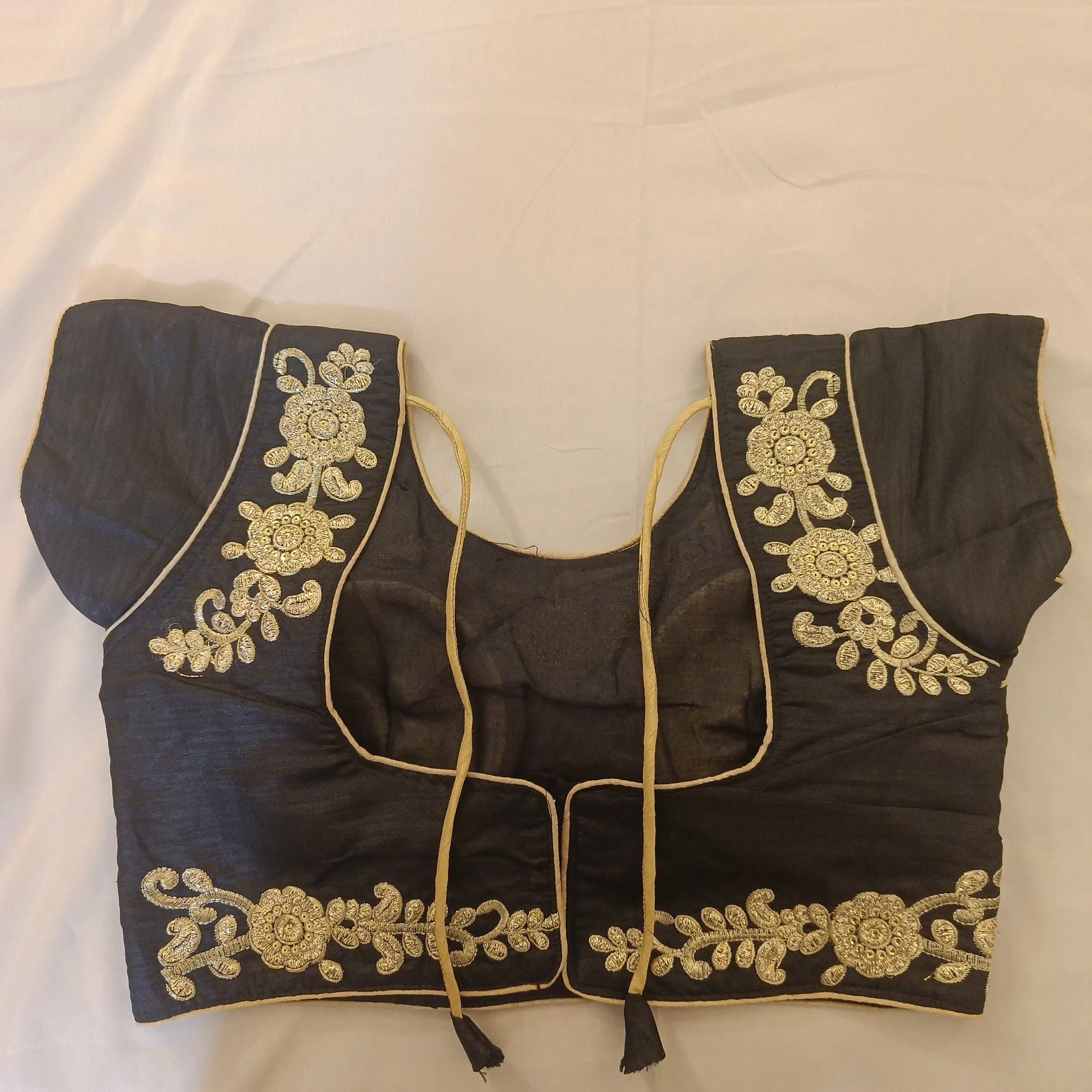 Gorgeous Black Color Ready To Wear Designer Blouse With Zari And Embroidery Work