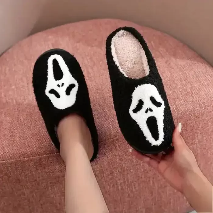 Hauntingly Stylish Ghost Face Slides: Dare to Be Different