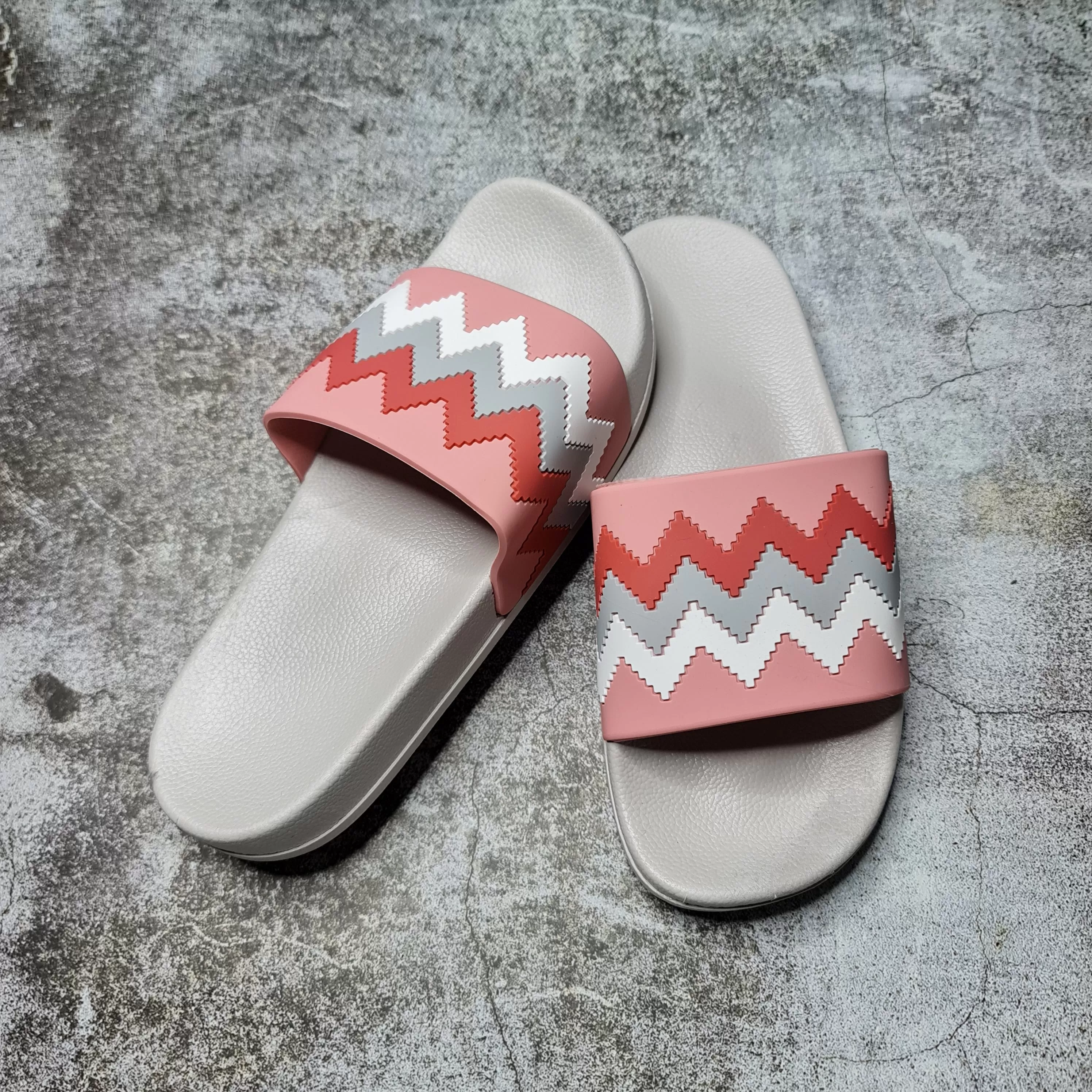 Pattern Casual Slides