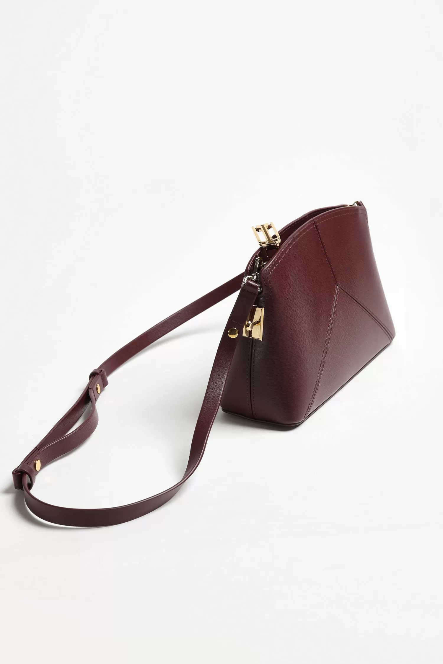 Tasche Victoria Crossbody in Burgundy