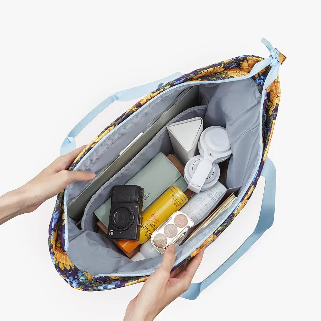 The Wanderland Travel Tote